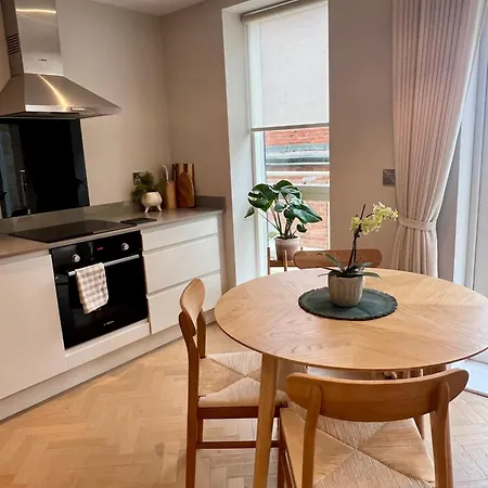 Lambert House Apartmán