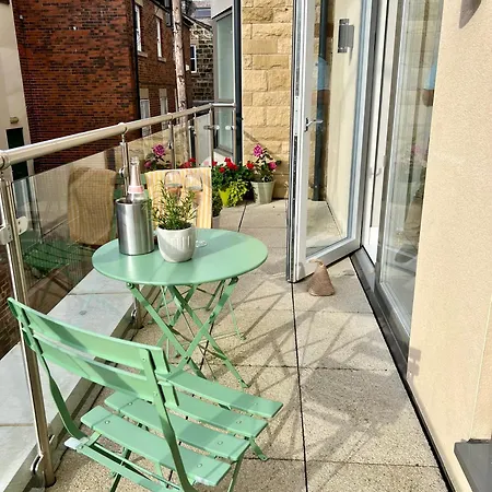 Lambert House * Harrogate