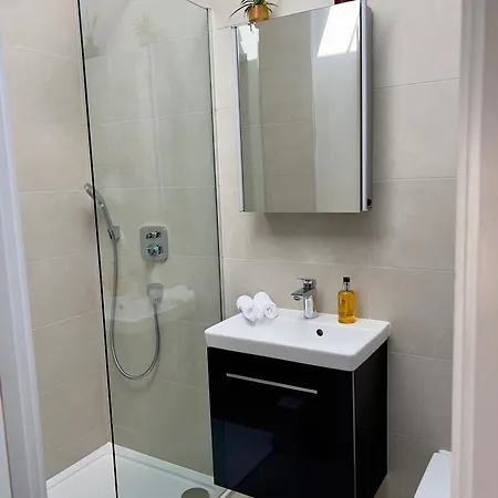 Lambert House Harrogate