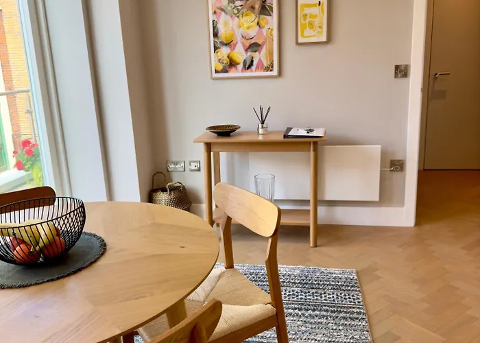 Apartman Lambert House *